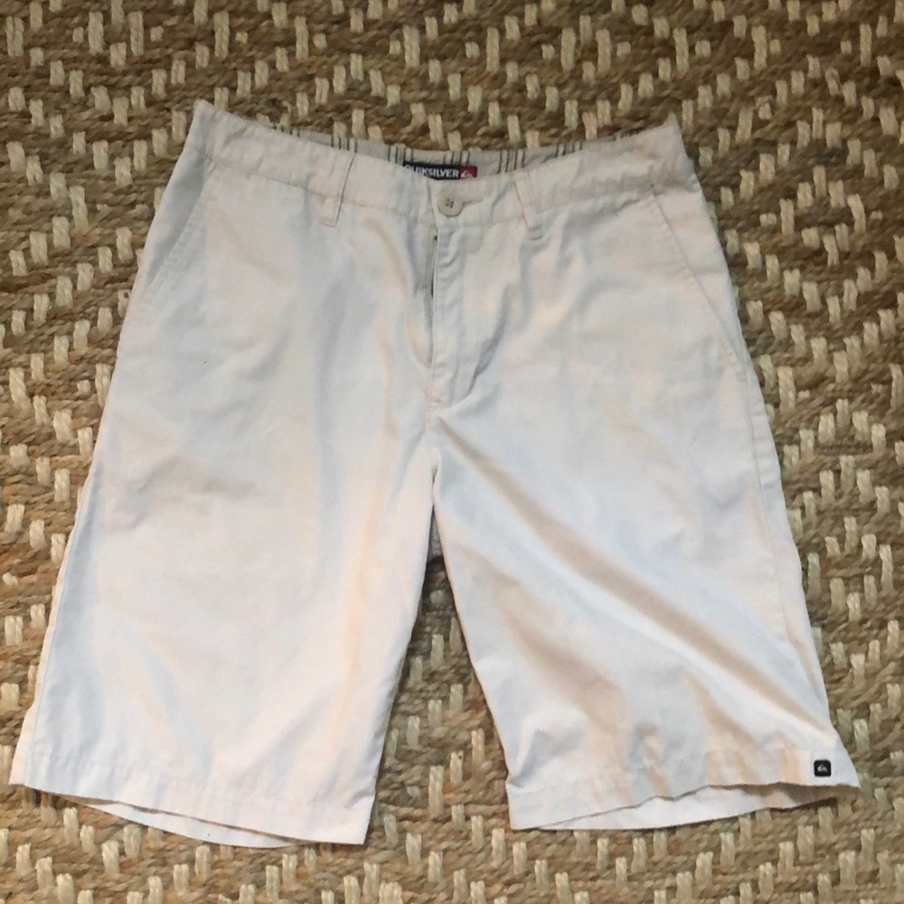 Quicksilver men’s khaki shorts